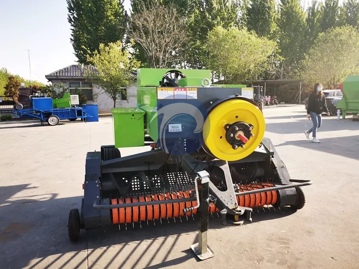 square hay baler machine