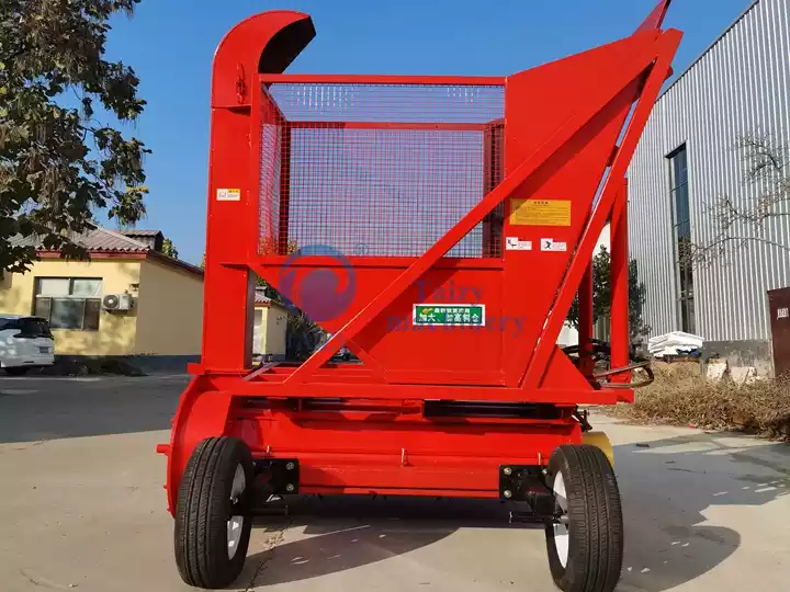 straw crushing and recycling machine