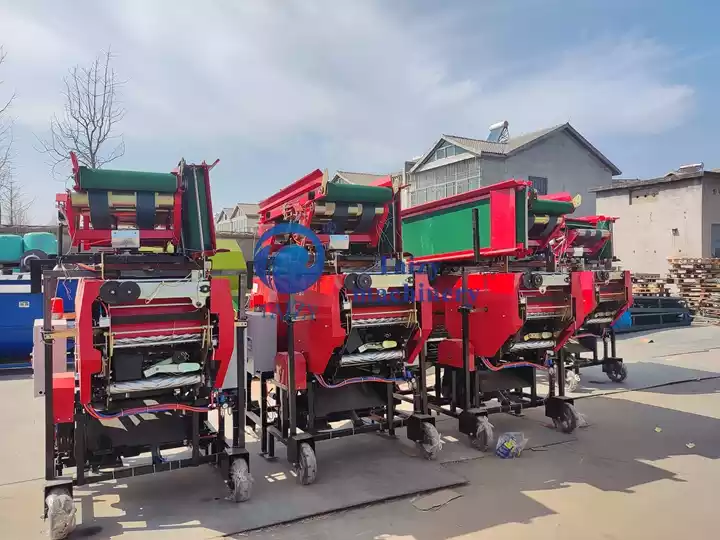 machines de mise en balles et d'emballage d'ensilage