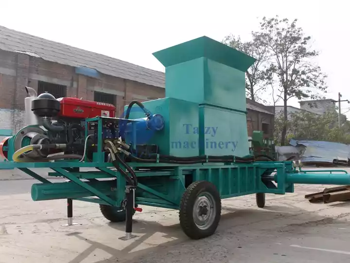 square silage hydraulic baling machine