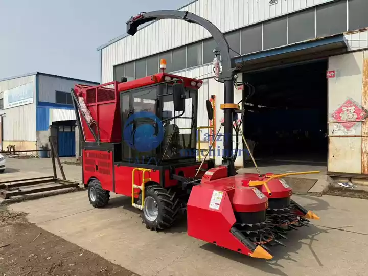 Why Every Farmer Needs a Straw Crusher and Collector?