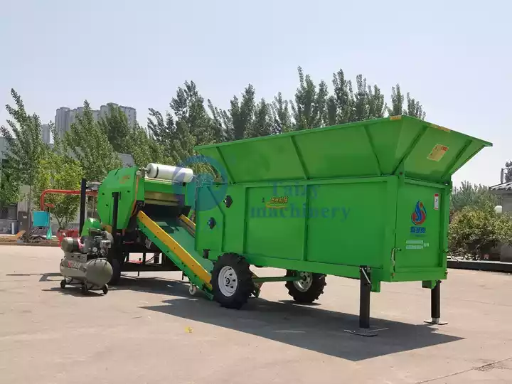 silage baler med automatiskt foderbord