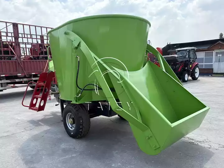 silage crusher mixer