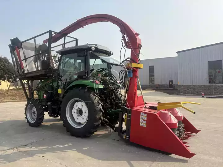Silage green harvester