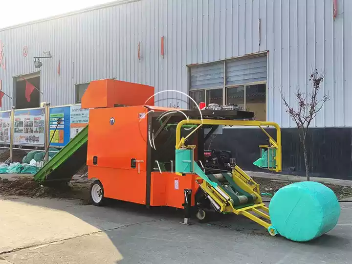 dual film wrapping silage baler