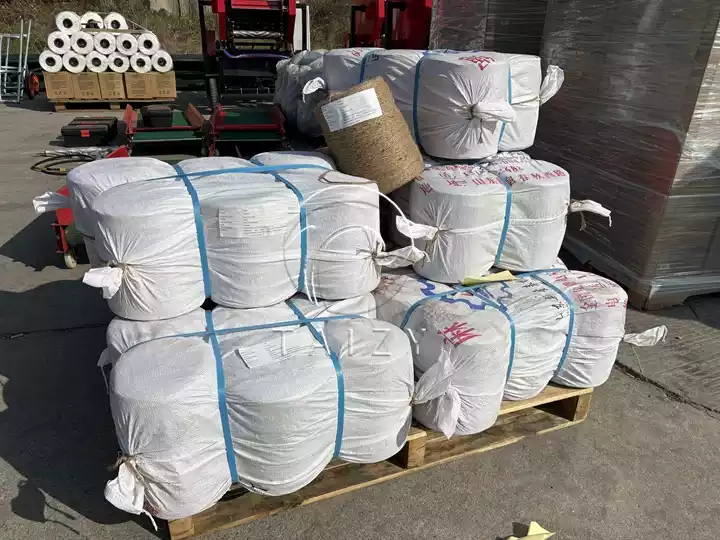 support nets and films