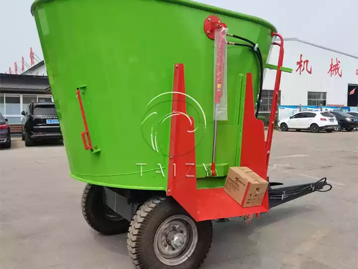 7cbm TMR silage feed mixer