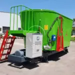 dairy farm feed mixer
