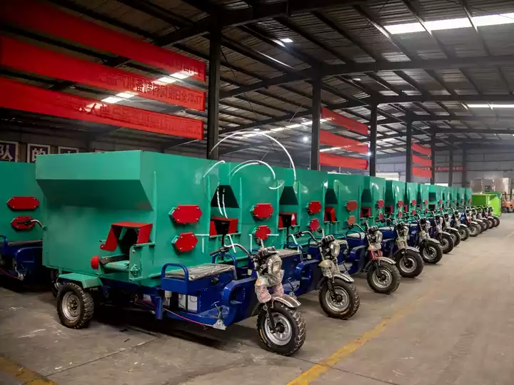 silage spreader factory