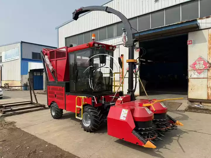 wheeled silage green harvester